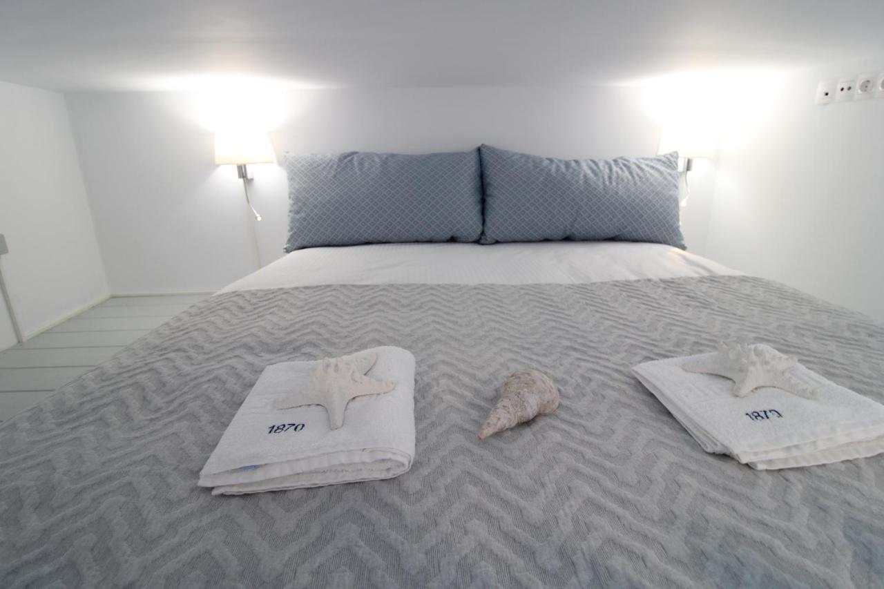 1870 House 1&2 Apartment Plaka  ภายนอก รูปภาพ