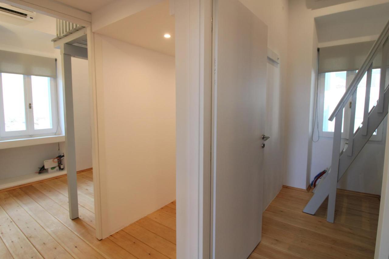 1870 House 1&2 Apartment Plaka  ภายนอก รูปภาพ