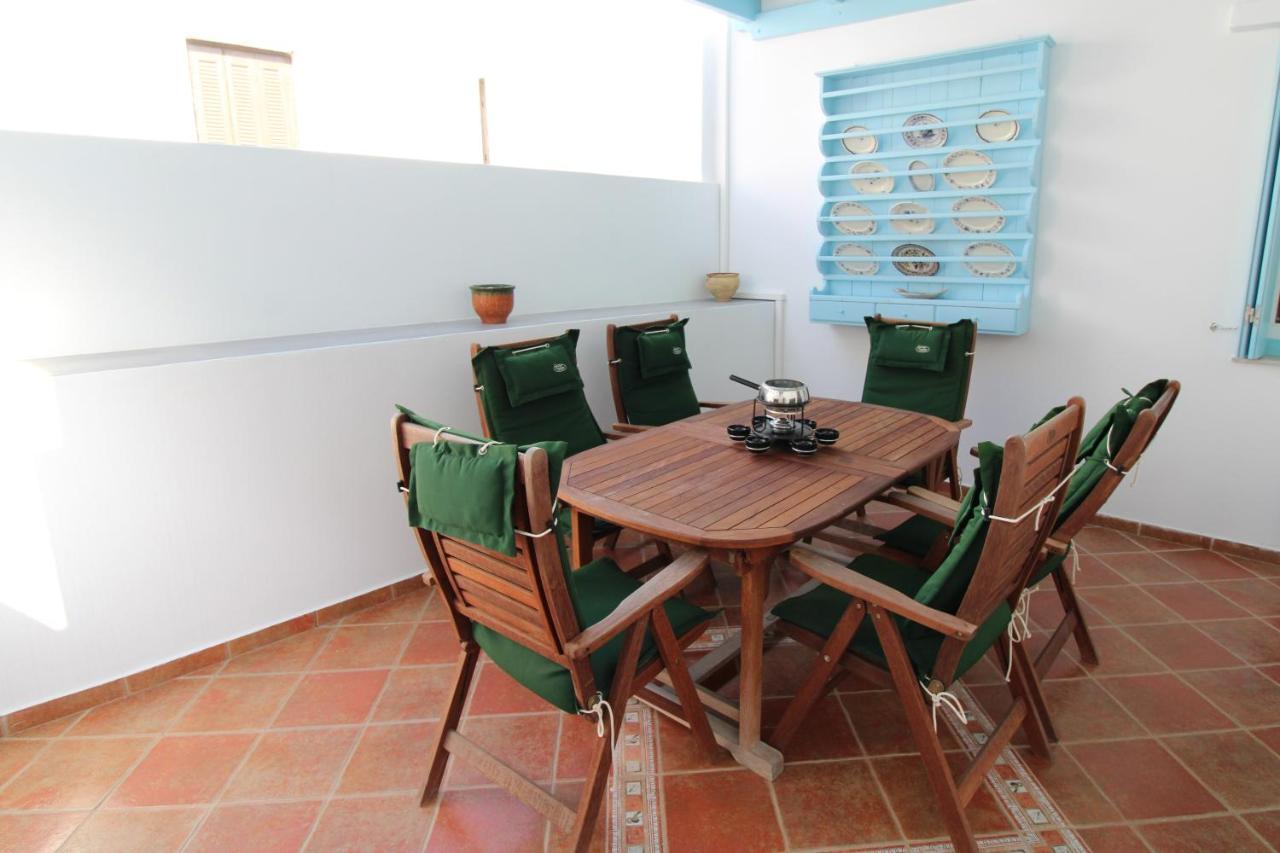 1870 House 1&2 Apartment Plaka  ภายนอก รูปภาพ