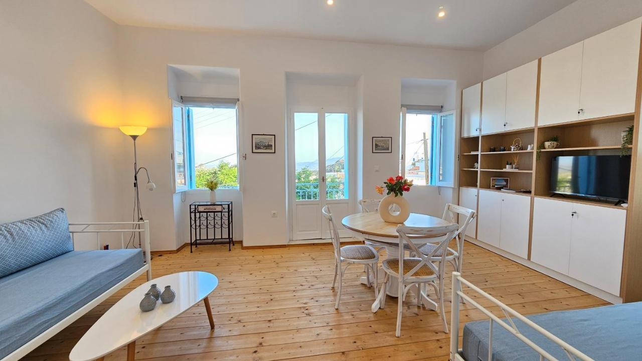 1870 House 1&2 Apartment Plaka  ภายนอก รูปภาพ