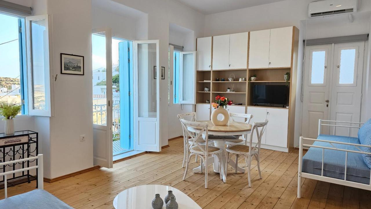 1870 House 1&2 Apartment Plaka  ภายนอก รูปภาพ