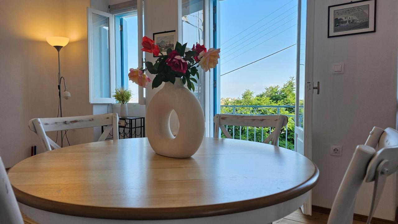 1870 House 1&2 Apartment Plaka  ภายนอก รูปภาพ