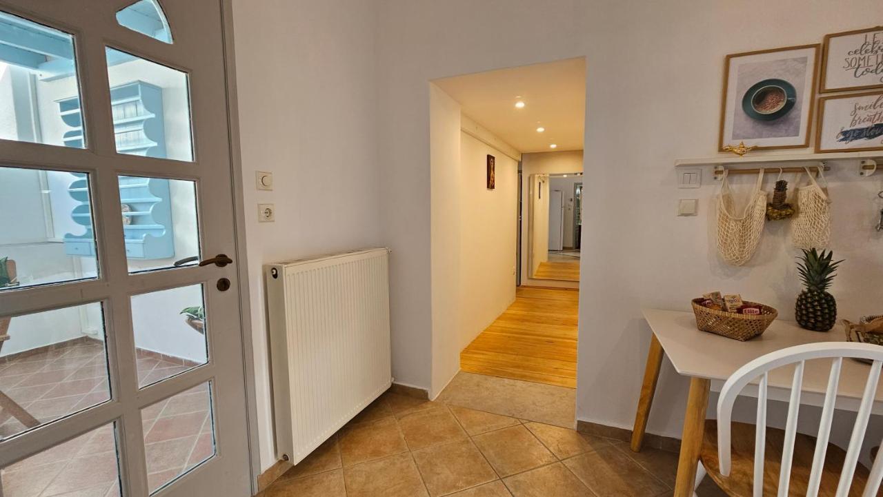 1870 House 1&2 Apartment Plaka  ภายนอก รูปภาพ